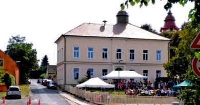Obec Ledčice oslavila 790. výročí od svého založení a 130 let školy.
