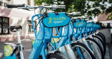 Neratovice spustily sdílená kola, končí levné jízdné v MHD