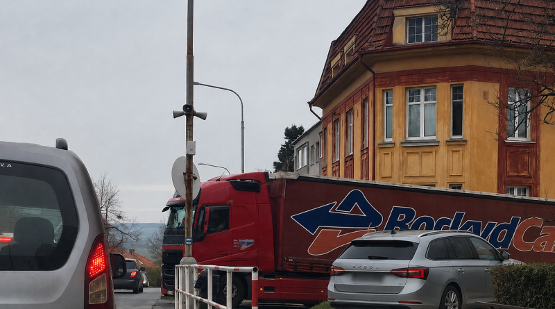 Kamion opět zablokoval centrum Mělníka