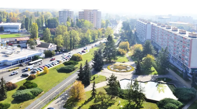 Neratovice mění pravidla pro pití alkoholu na veřejnosti. Zákaz už nebude plošný Neratovice mění pravidla pro pití alkoholu na veřejnosti. Zákaz už nebude plošný