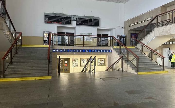 Kralupské nádraží čeká velká změna. Město připravuje bezbariérový přístup Kralupské nádraží čeká velká změna. Město připravuje bezbariérový přístup